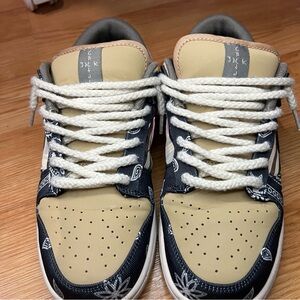 Nike SB Dunk Low Travis Scott Mens Sneakers Size 8